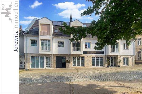 002 - Straßenansicht