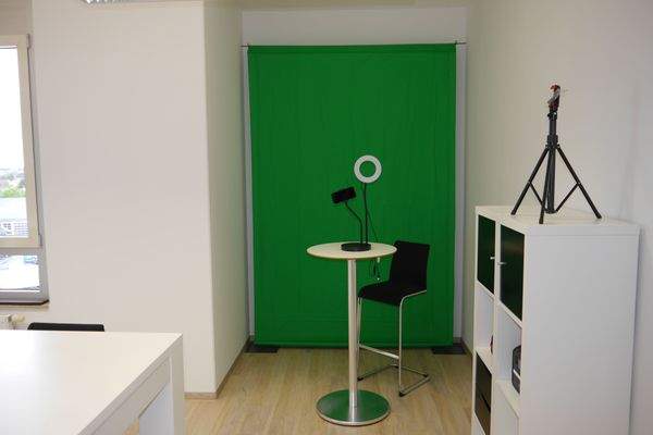 Influencing social media