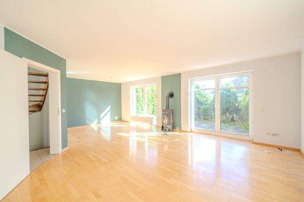 Wohnzimmer mit Kamin