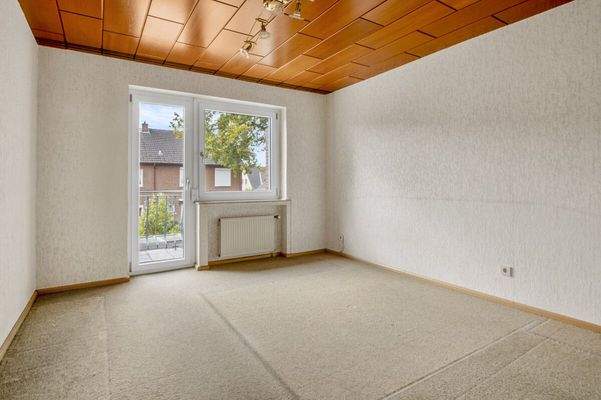 Schlafzimmer I mit Balkonzugang