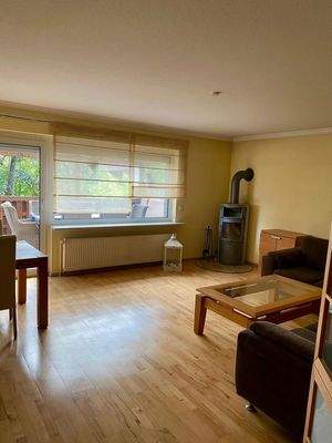 Wohnzimmer - Blick z. Terrasse