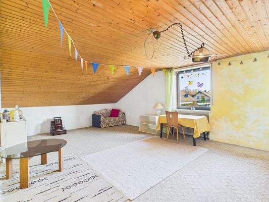 23 Wohnzimmer OG.jpg