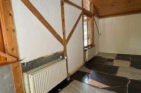 seitliches Zimmer 1.jpg