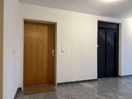 Eingangstür zur Wohnung