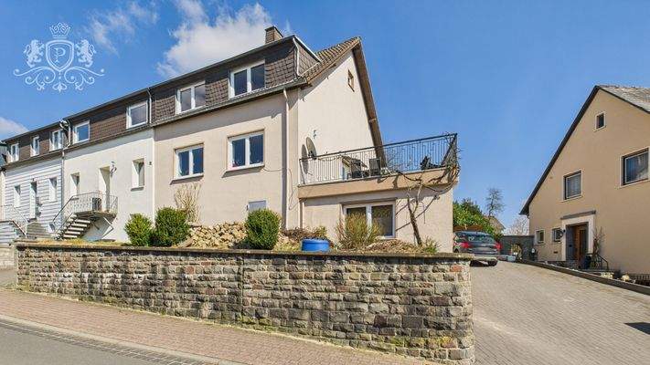 CAM01984G0-PR0457-STILL025