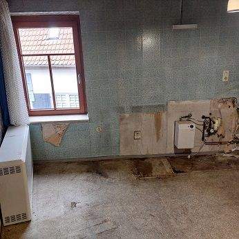 Das war ein Zimmer für die Arbeiter mit Küche und Bad und Heizung