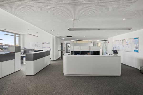 2025-04 Fotos Innen 1. OG  (22).jpg