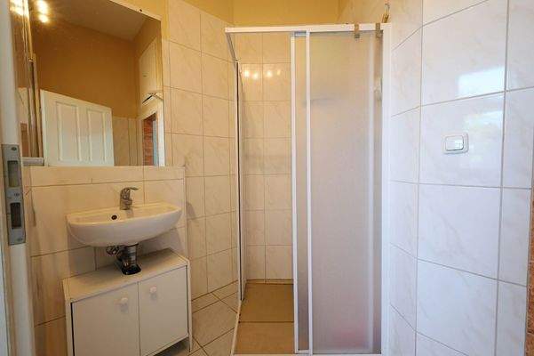 Erdgeschoss Mitte - Badezimmer