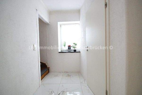 Durchgang zum Dachgeschoss