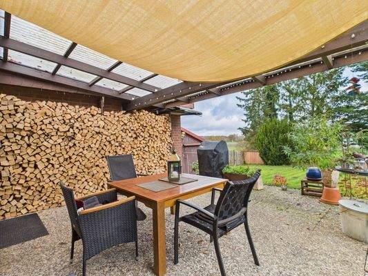 Überdachte Terrasse