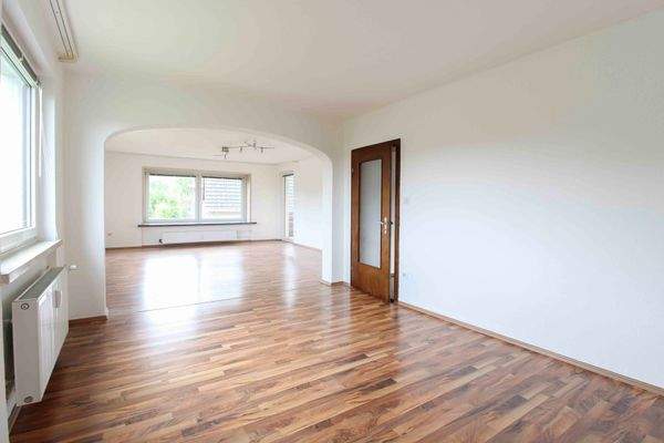 Wohnzimmer OG-Wohnung