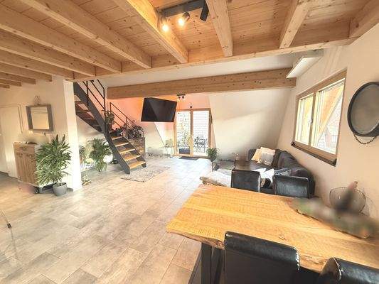 Wohn- und Essbereich