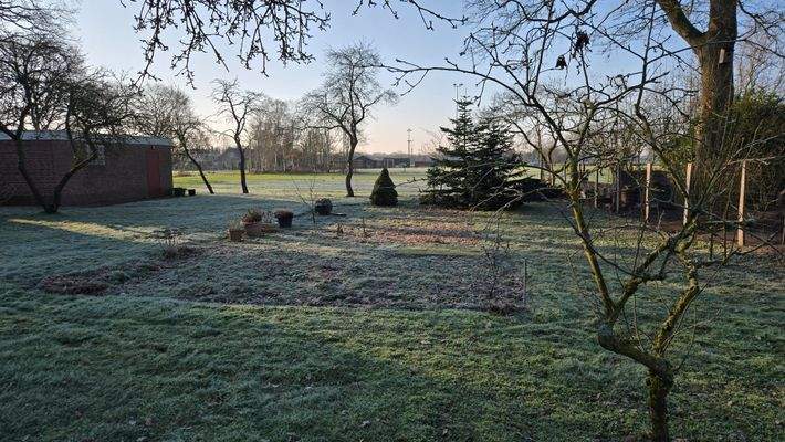  EFH mit einem Grundstück zur Größe von ca. 1.162 m² 