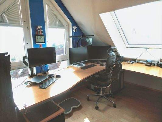 Büro Spitzboden