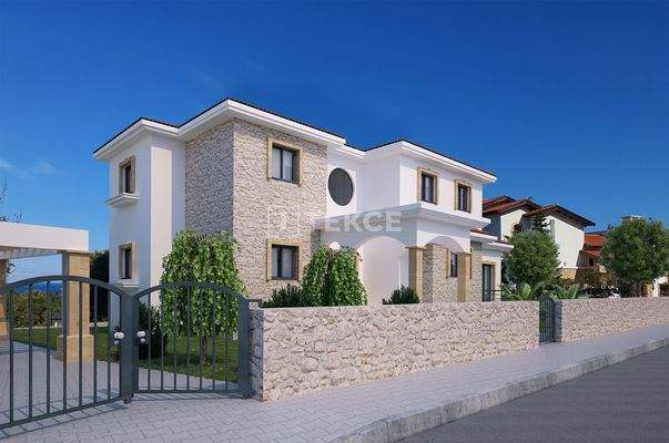 Stylish Houses with Pools in a Well Location in Girne