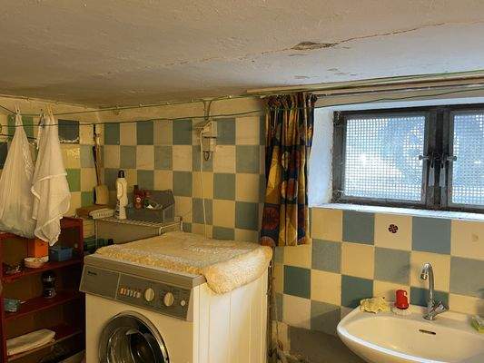 Keller, Waschen & Trocknen