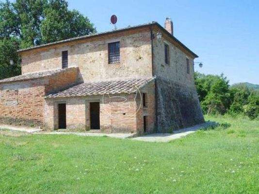 Tokanisches Objekt in idyllischer Lage