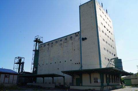Beeskow Halle, Beeskow Hallenfläche