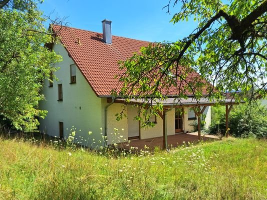 HInteransicht von rechts mit Terrasse.jpg