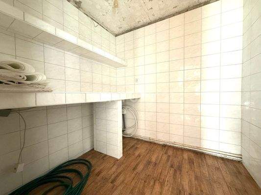 praktischer HWR mit Wasseranschluss