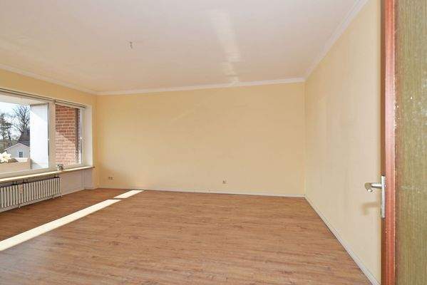 sonnenverwöhntes Wohnzimmer 