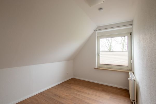 Schlafenzimmer DG