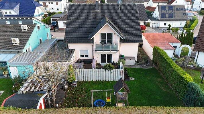 Rückansicht mit Garten