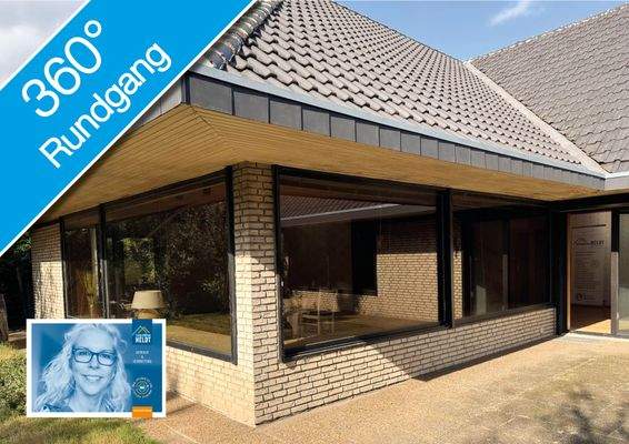 rund 74m2 großes Wohnzimmer