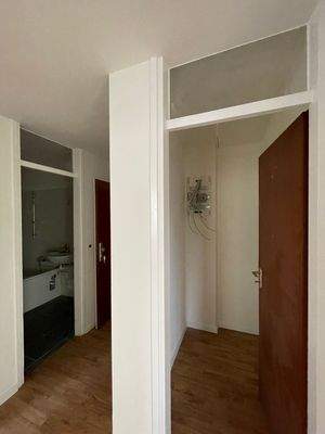 Flur und Abstellraum.jpg