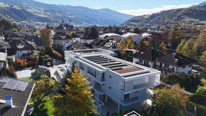 The White Residence-Neubau-Brixen-Luxus-Immobilien-Berge-Plose-Grün-Landschaft-Nachhaltig-Skifahren-Wandern-Biketrail
