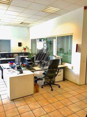 INFOS UNTER: 06171-586000