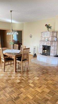 Wohnbereich mit Kamin