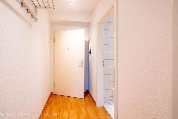 Flur (abgeschlossen)