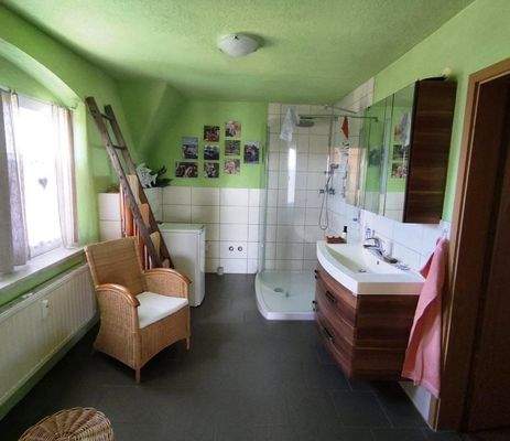 Bad Mansardenwohnung