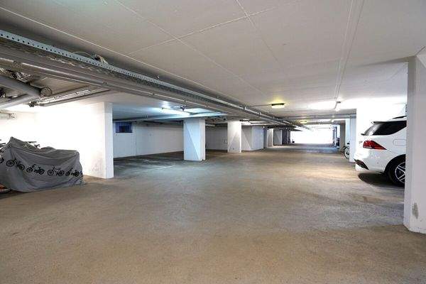 Tiefgarage Halle, Paul Singer Str (2)