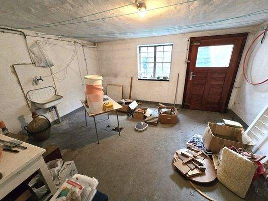 KR mit Ausgang zum Garten