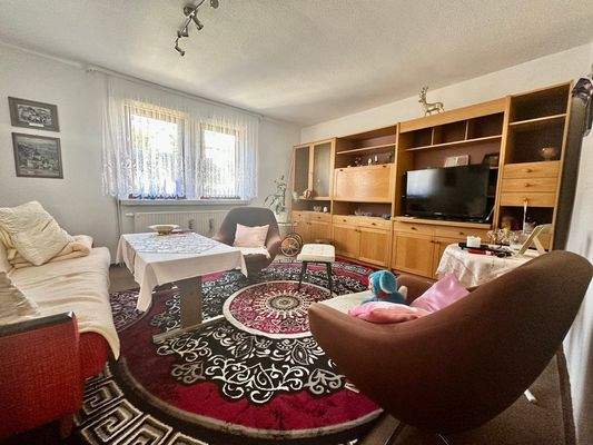 geräumige, helle Zimmer