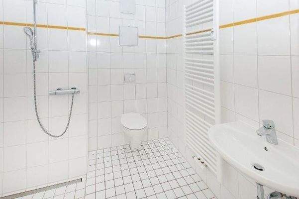 Etagen Wohnung Sanitärbereich