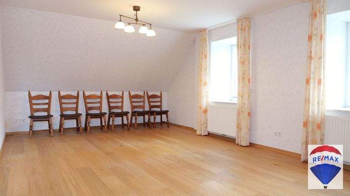 Obergeschoss Wohnung links