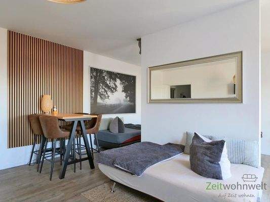 Esstisch mit 4 Hockern