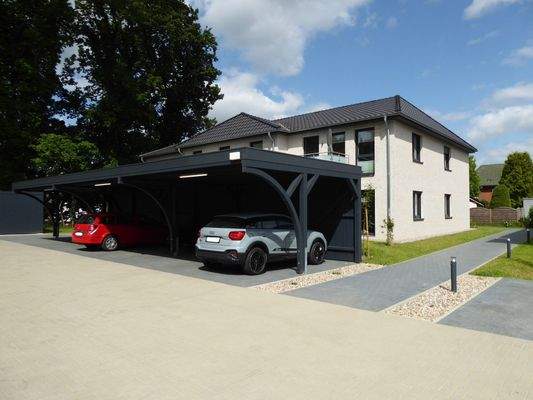 Stellplatz im Carport