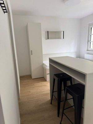 Ap. D18 links Zimmer.jpg