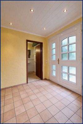 Eingangsbereich mit Gäste-WC