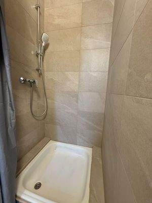 Badezimmer 1 mit Dusche