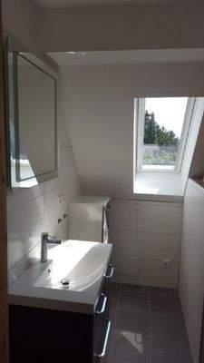 Bad obere Etage Waschtisch