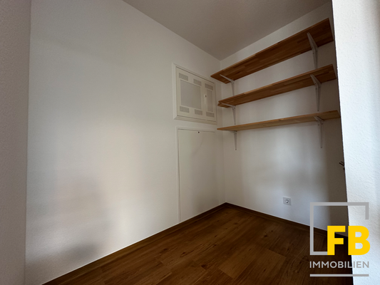 HWR mit Waschmaschinen- und Trockneranschluss