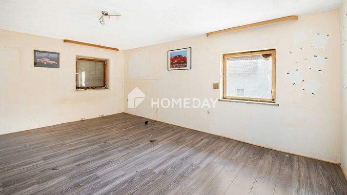 1. OG Schlafzimmer 1