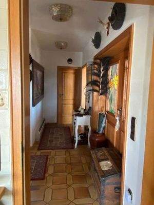 Flur 1e Stock Eingang