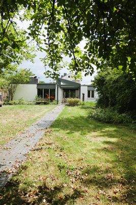 Hausansicht vom Garten