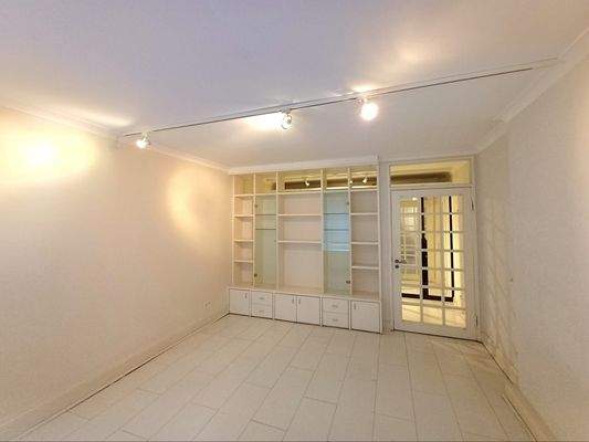 Roba, Raum01, Bild02.jpeg